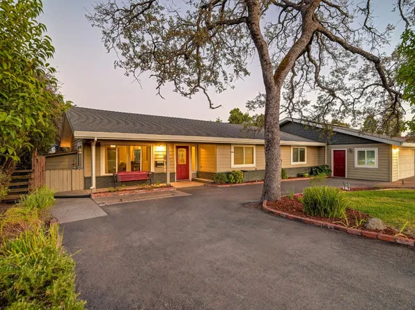 405 Riverview Dr, Auburn, CA 95603