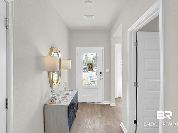 5th image of 444 Parkerman Ave