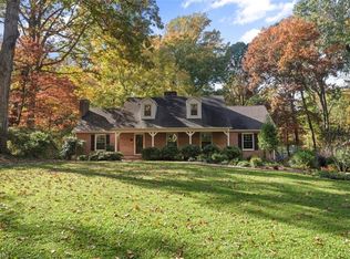 2680 Belwick Dr, Winston Salem, NC 27106