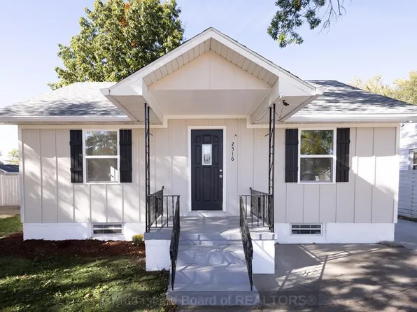 2516 W Division St, Grand Island, NE 68803