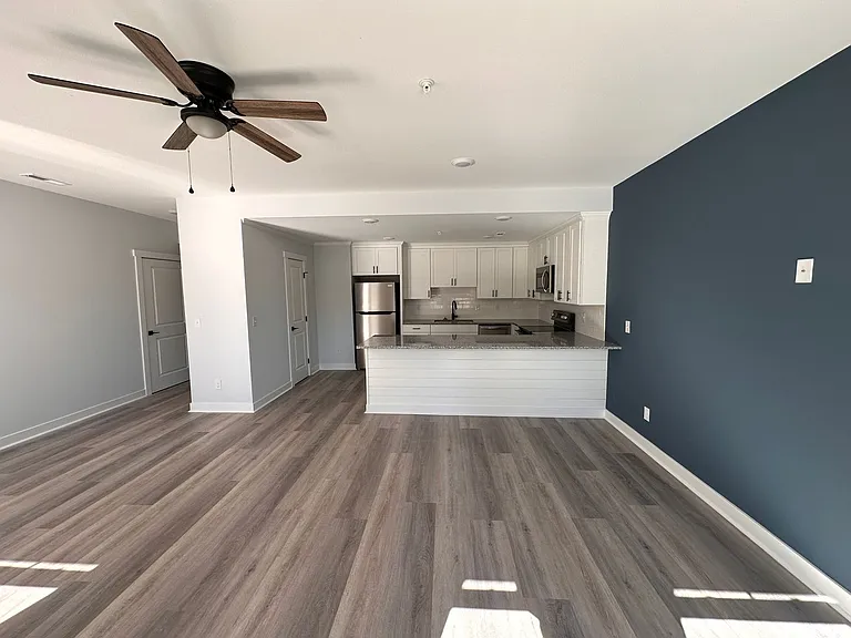 1426 Navaho Trl — Photo 5
