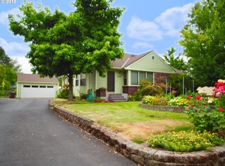 1087 NW Connell Ave, Hillsboro, OR