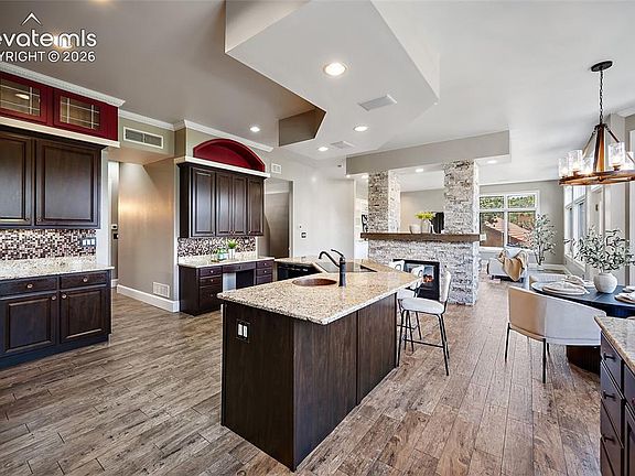 3rd image of 6230 Spurwood Dr