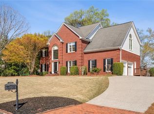 12600 Silver Fox Ct, Roswell, GA 30075