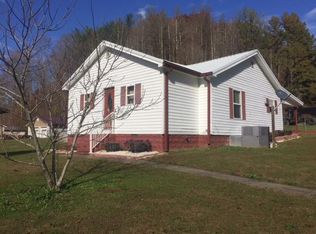 28 Thornsbury Ln, Canada, KY 41519
