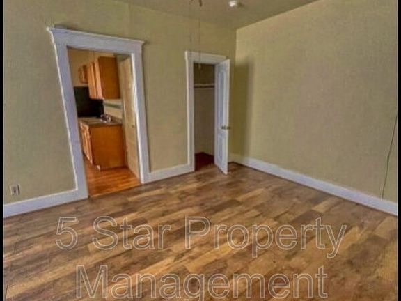 5th image of 2526 E Yandell Dr #3