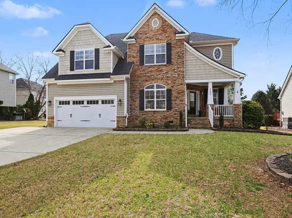 2605 Bloomsberry Ridge Dr, Fuquay Varina, NC 27526