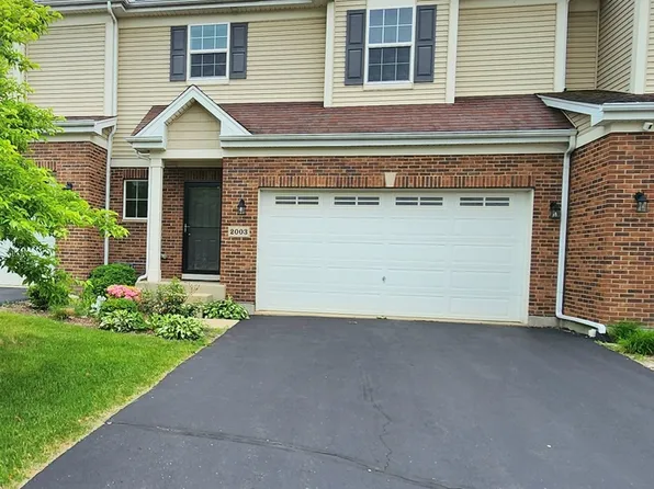 2003 Magenta Ln, Algonquin, IL 60102