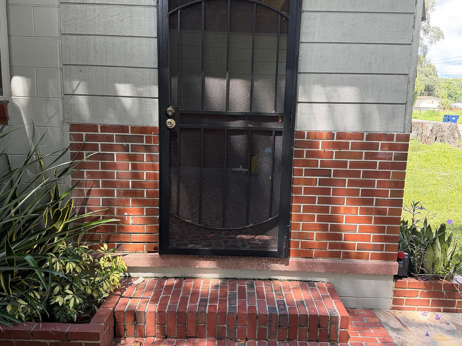 3 bed, 1324 sqft, $2,250 — Photo 2