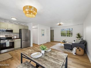 108 Jellico Ln, Oak Ridge, TN 37830