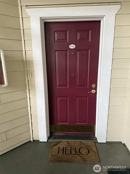 2nd image of 13000 Admiralty Way #B201