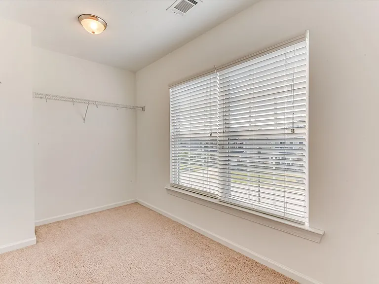 835 Williford Run Dr — Photo 35