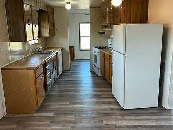 5th image of 1135 E 20th St