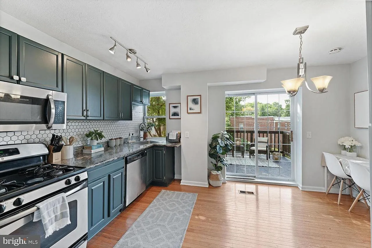 1 bed, 1342 sqft, $950 — Photo 3