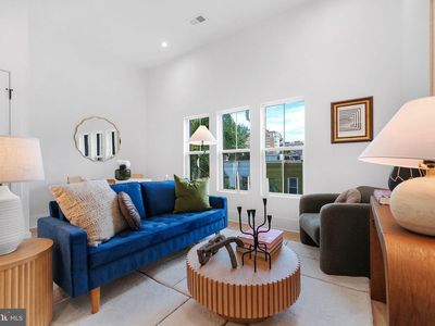 1619 Swann St NW #4, Washington, DC, 20009