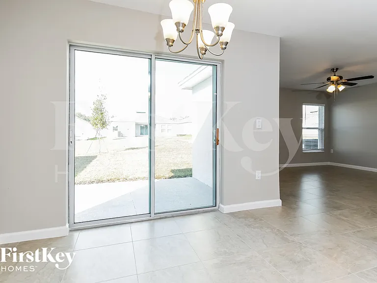 462 Earhart Dr — Photo 6