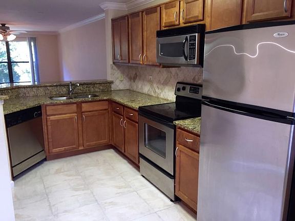 4th image of 7854 Sugar View Ct #7854
