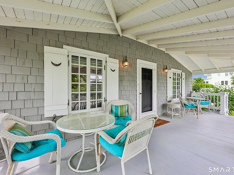153 Middle Beach Rd — Photo 3