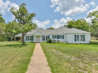 1340 14th St, Hempstead, TX 77445