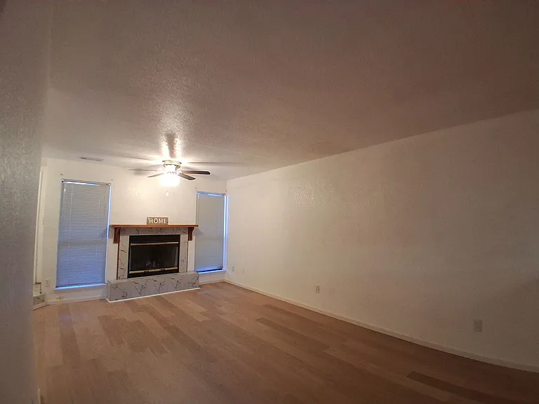 4045 Dale Rd #C — Photo 9