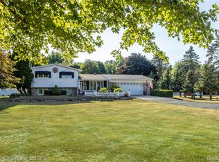 14720 Lincoln Rd, Chesaning, MI 48616