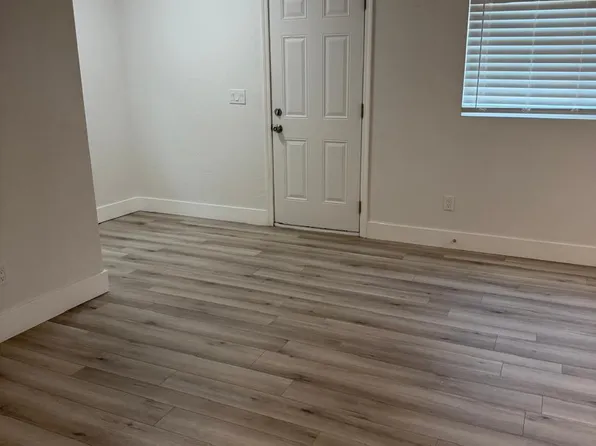 2301 N 27th St #3, Phoenix, AZ 85008
