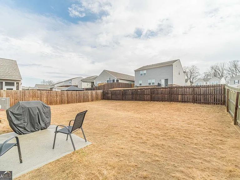 222 Knightsbridge Ln — Photo 37