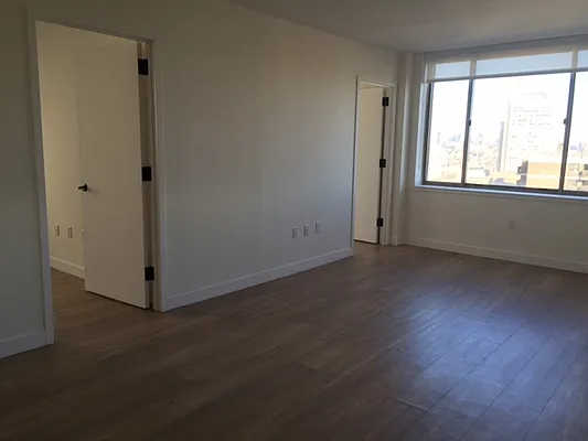 Rented by Greystar | media 79