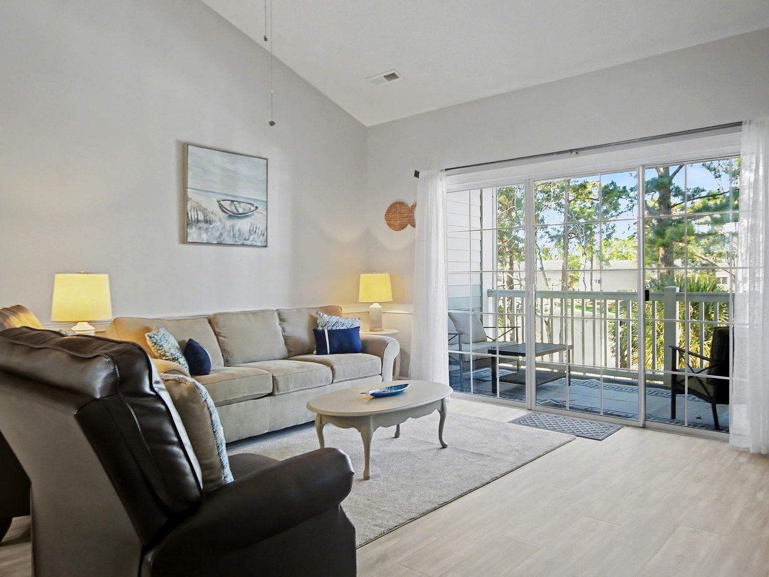 682 Riverwalk Dr. #303