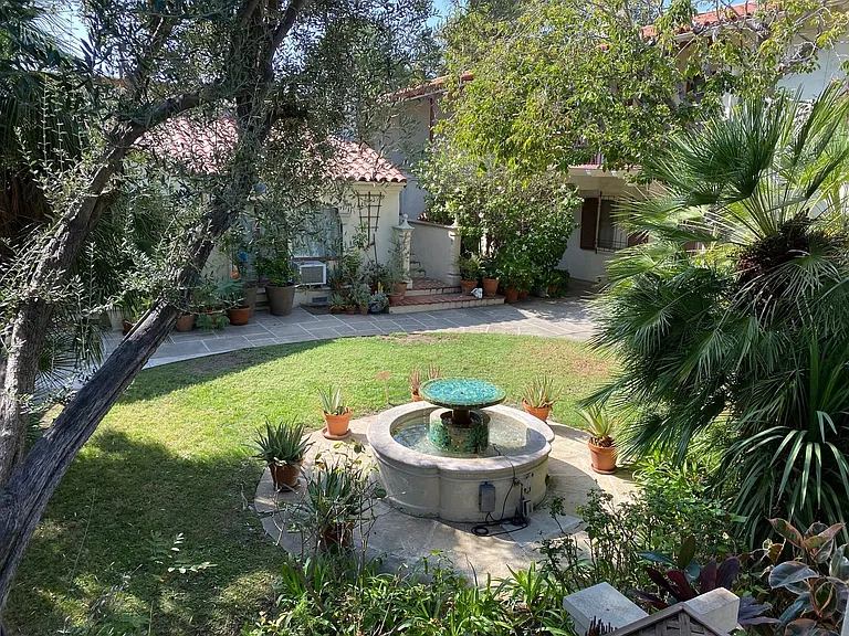 285 W California Blvd — Photo 13