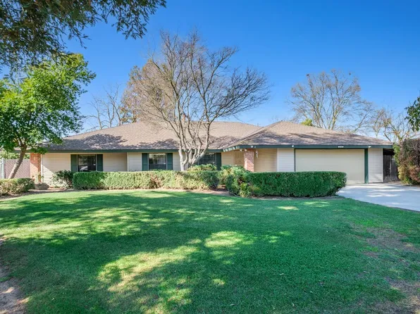 12164 Trieste Dr, Madera, CA 93636