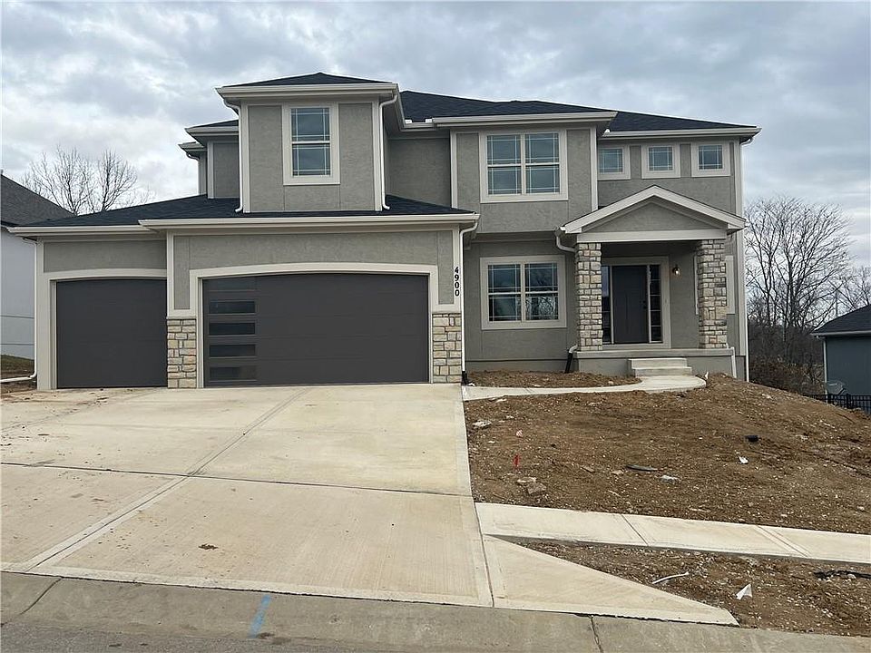 1st image of 4900 NE 88th St