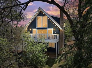 1443 Golden Rule Ln, Lake Arrowhead, CA 92352