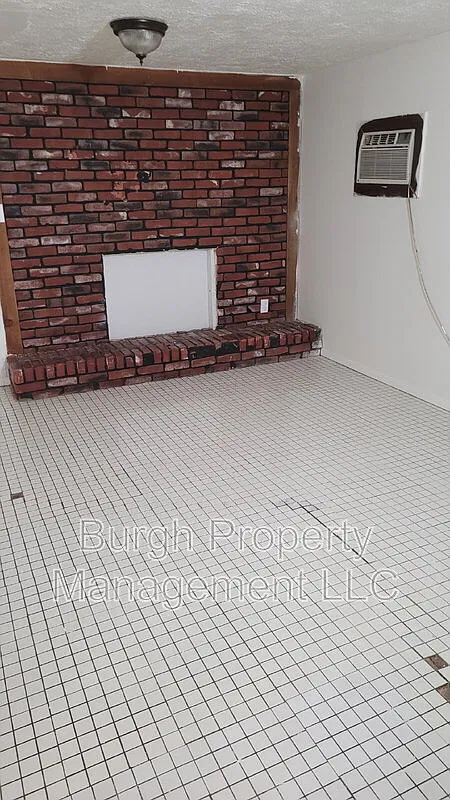 1 bed, 1.0 bath, $675 — Photo 1