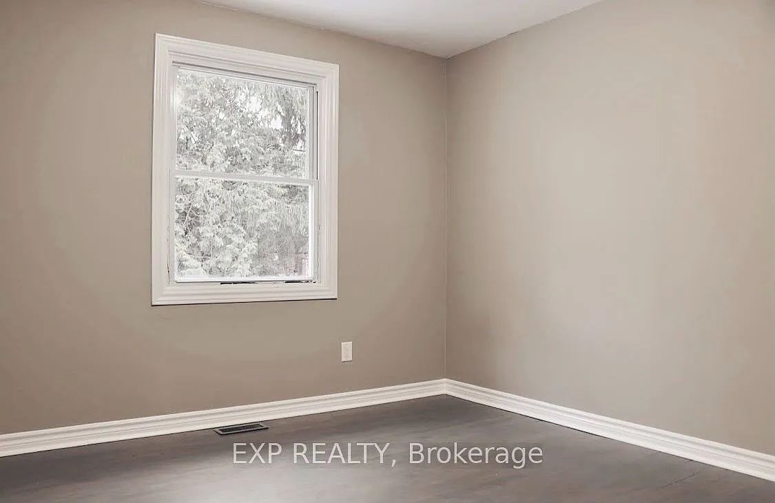 3 bed, $2,295 — Photo 2