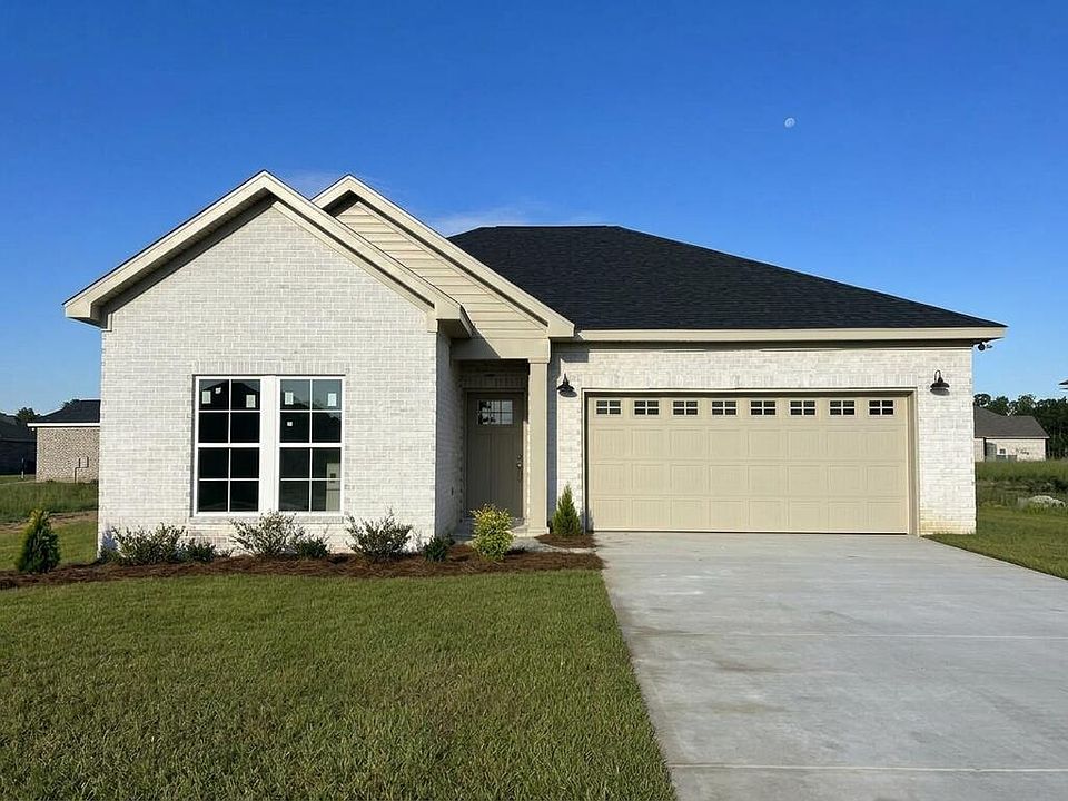 1st image of 106 Edgewood Trl