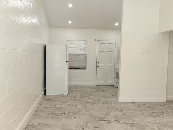 2nd image of 709 NE 7th St #2