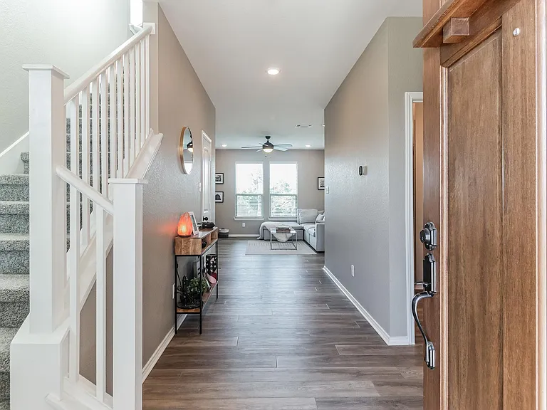 402 Thunder Valley Trl — Photo 4