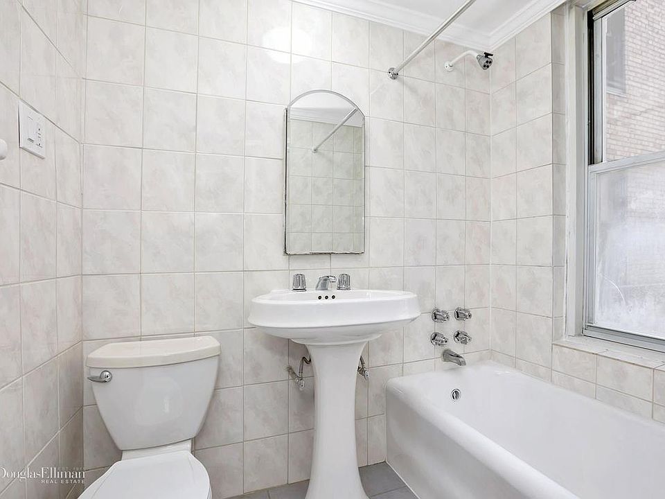 1st image of 325 W 45th St APT 306