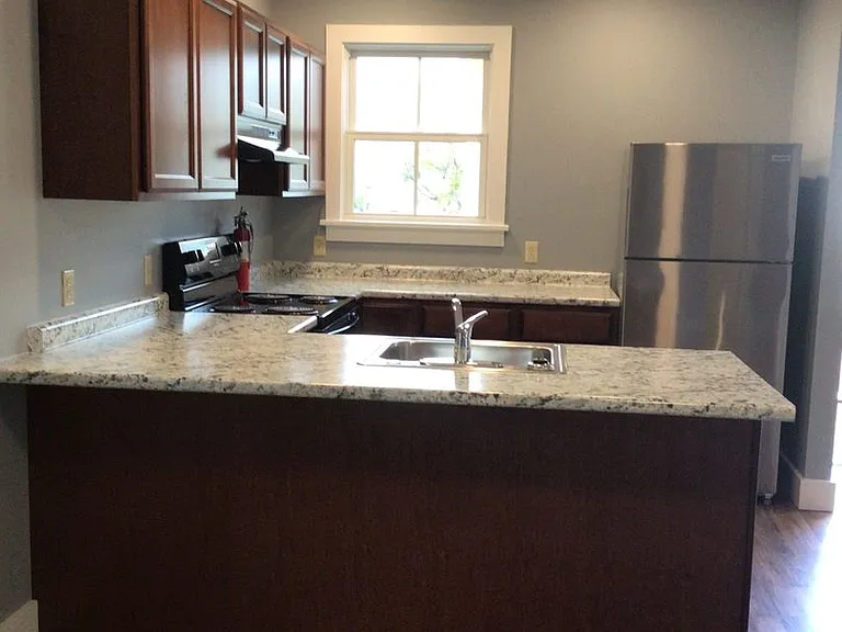 219 Pleasant St — Photo 2