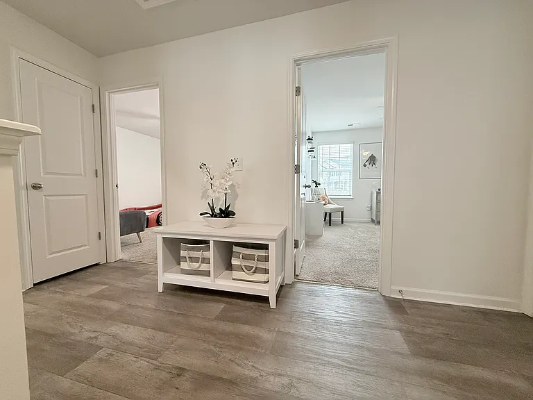 5021 Black Forest Dr — Photo 12