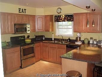 2nd image of 533 Norton Ln