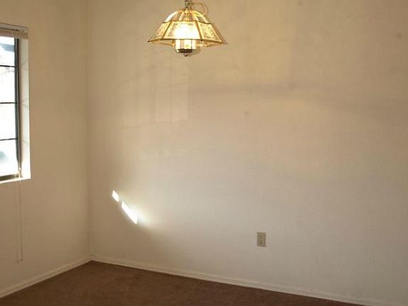 1004 E Goodwin Dining Room