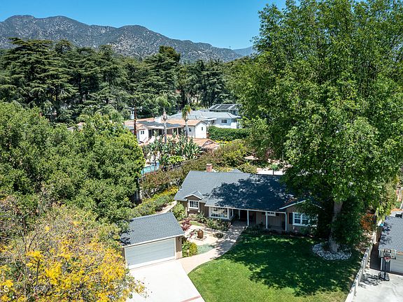 2nd image of 4542 Littleton Pl