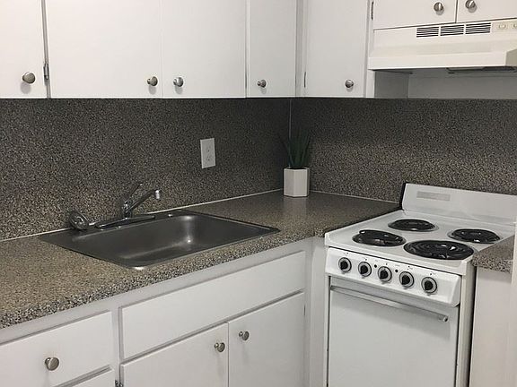 5th image of 134 Salamanca Ave #6758991