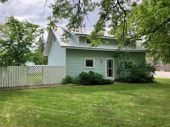 911 1st STREET W, Nipawin, SK S0E 1E0