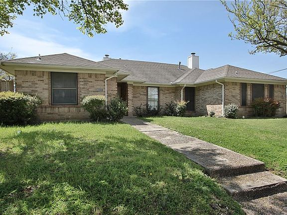 2nd image of 4641 Club Estates Pl