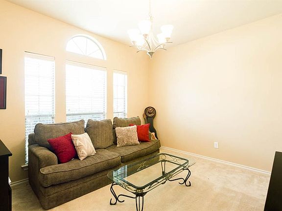 4th image of 9720 Willow Branch Way