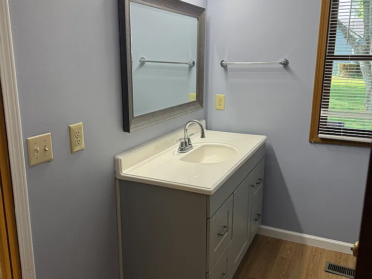 240 Locust View Way — Photo 12
