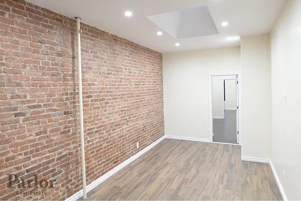 Rented by Parlor Real Estate Corp | media 11